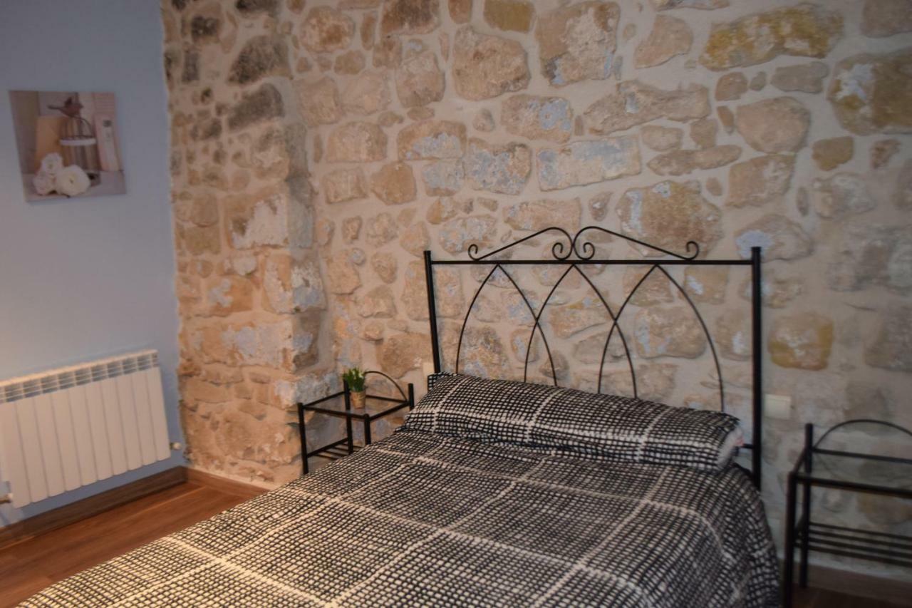 Apartamentos La Muralla Horta de Sant Joan Zewnętrze zdjęcie